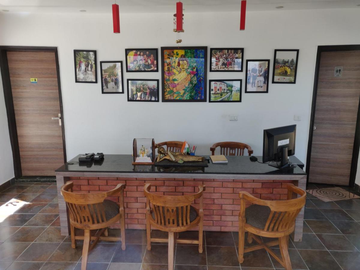 Mist N Meadows Resort Rājgarh Exterior foto